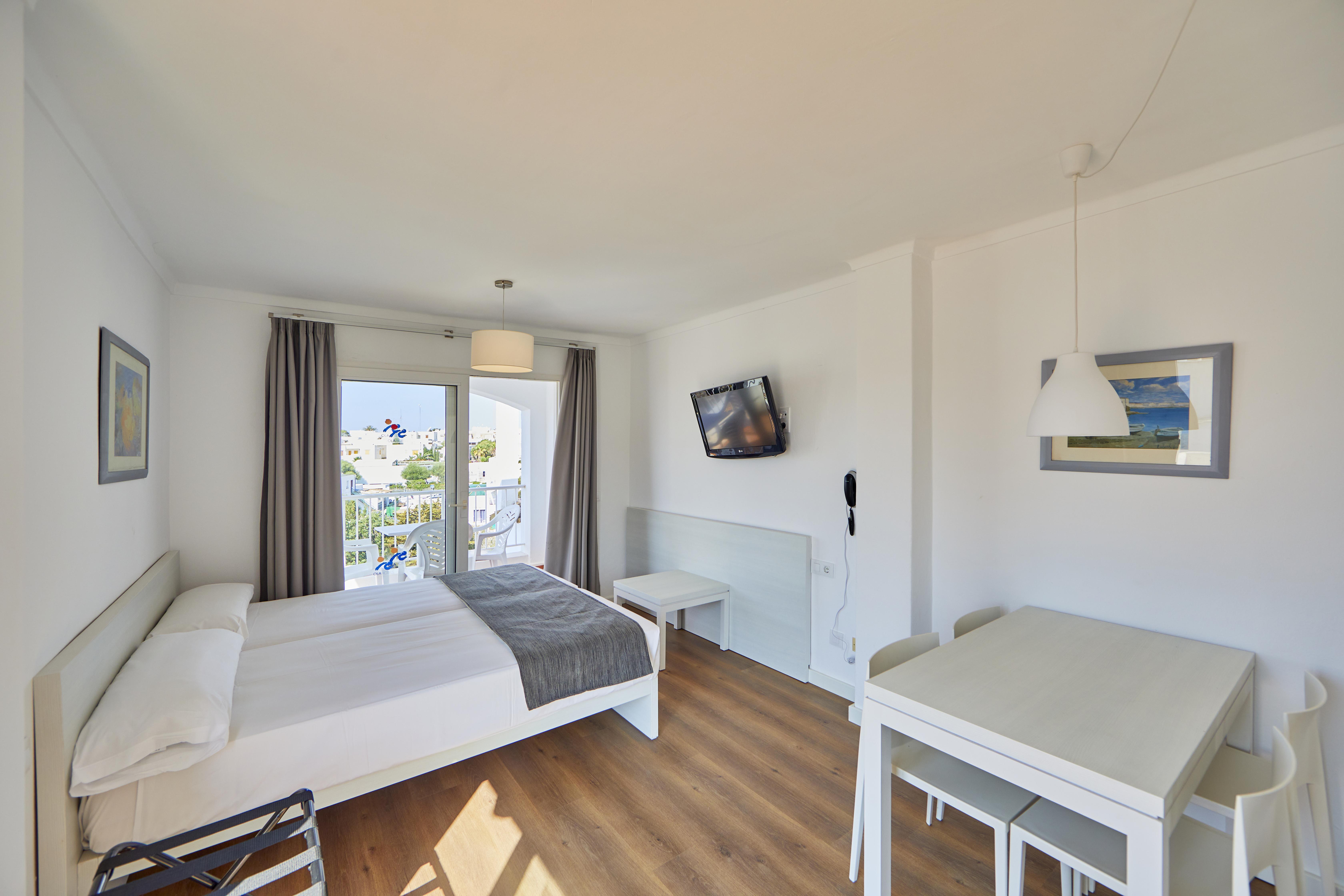 Ola Aparthotel Cala D´Or